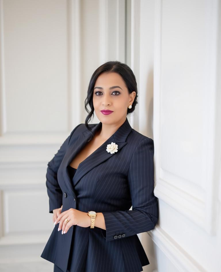 Choura Sayed - Conférencier professionnel expert en Dans la tête d’une ex-profileuse du FBI I Lire les comportements humains et les signaux faibles I Anticiper, comprendre, décider autrement