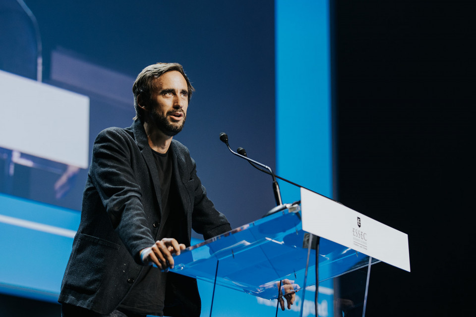 Jean Moreau - Conférencier professionnel expert en Co-fondateur de la start-up antigaspi Phenix | Expert en Entrepreneuriat à impact, Innovation durable, Economie Circulaire et RSE